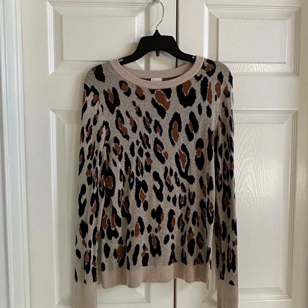 Target A New Day Leopard Sweater Size Small